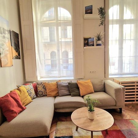Hip Apartment At The Museum Budapest Exterior photo